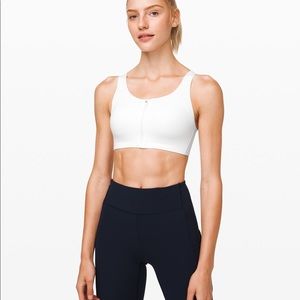 White lululemon enlite bra 34c